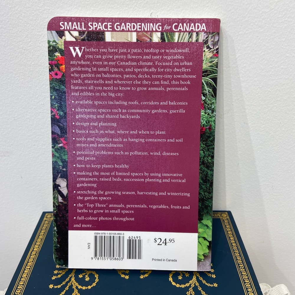 Bundle of 3 Canadian Gardening Books - Picture 9 of 14